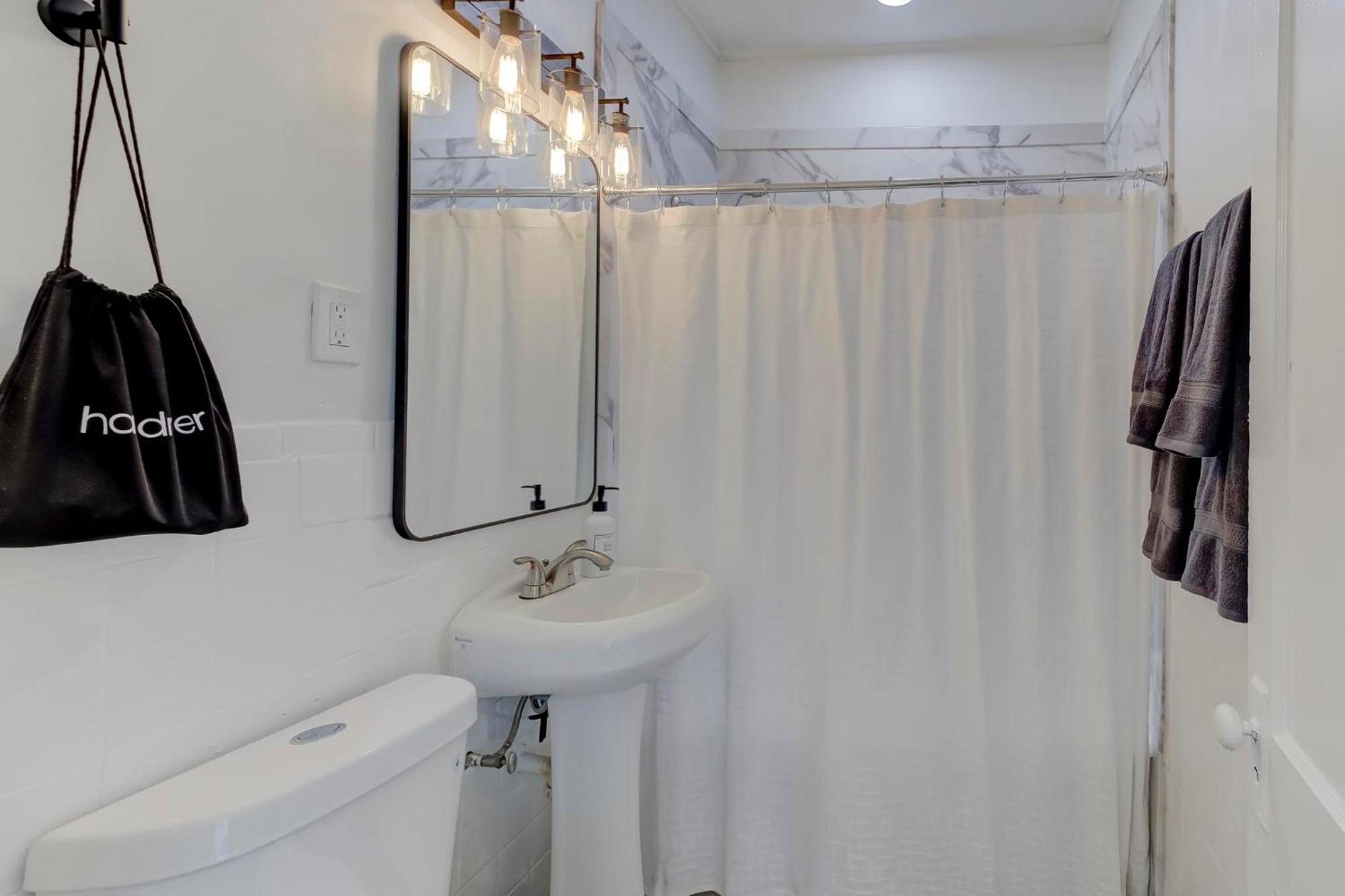 Charming Cooper-young Flat In The Heart Of Apartment *